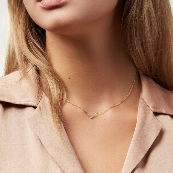 Ellie Necklace - Picture 10 of 14